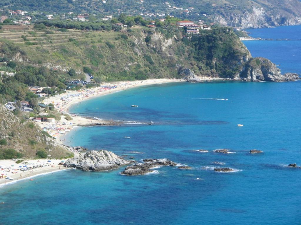 Fondaco Del Capo Villa Capo Vaticano Exterior photo